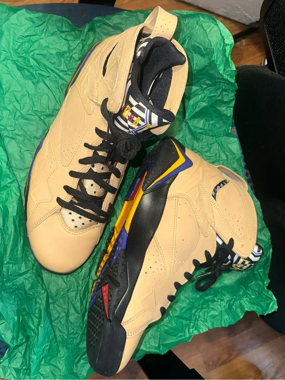 Jordan retro se
